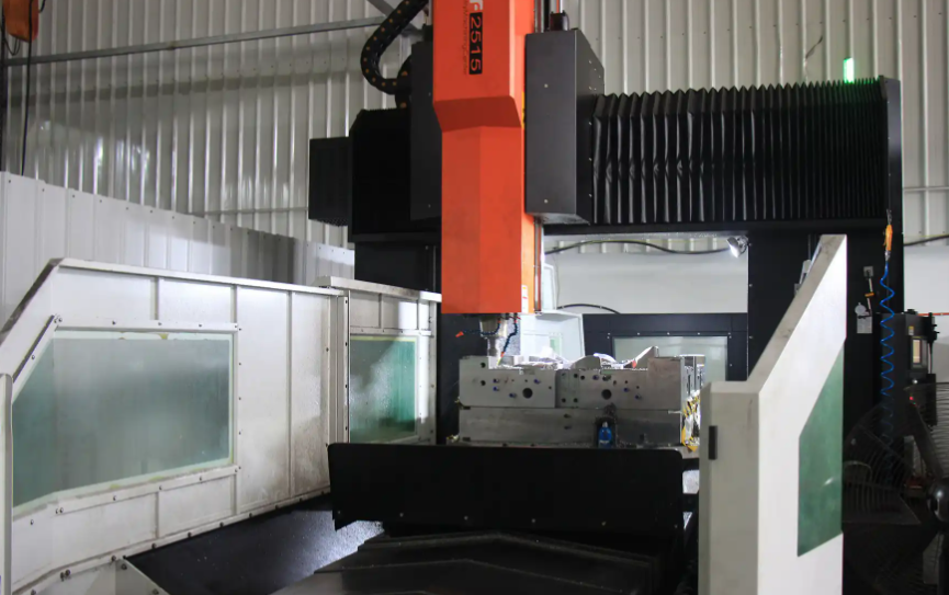 注塑模具首選鴻仁威爾