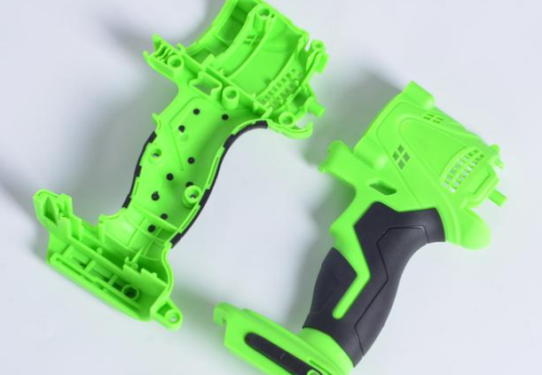 注塑模具首選鴻仁威爾