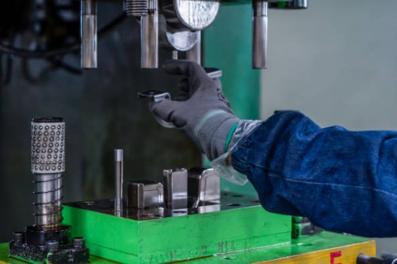 注塑模具首選鴻仁威爾 注塑模具首選鴻仁威爾