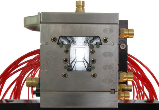 注塑模具首選鴻仁威爾