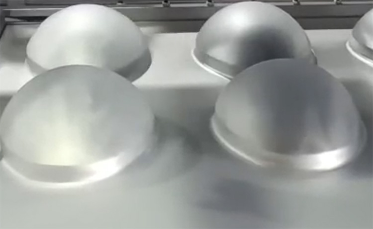 注塑模具首選鴻仁威爾 注塑模具首選鴻仁威爾