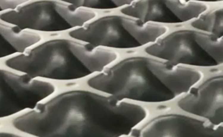 注塑模具首選鴻仁威爾 注塑模具首選鴻仁威爾