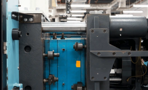 注塑模具首選鴻仁威爾