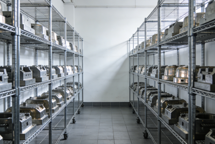 注塑模具首選鴻仁威爾