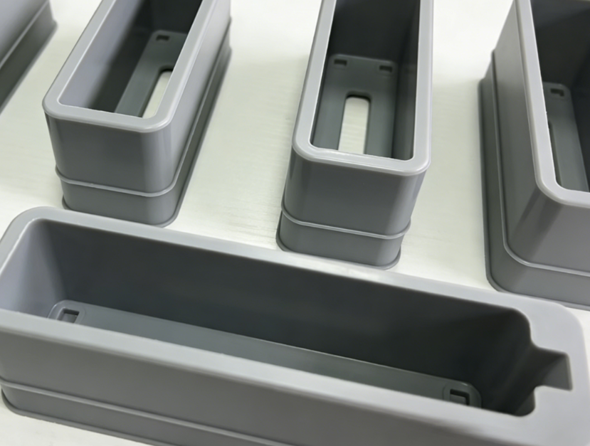 注塑模具首選鴻仁威爾