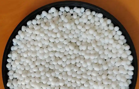 注塑模具首選鴻仁威爾