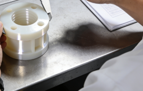 注塑模具首選鴻仁威爾