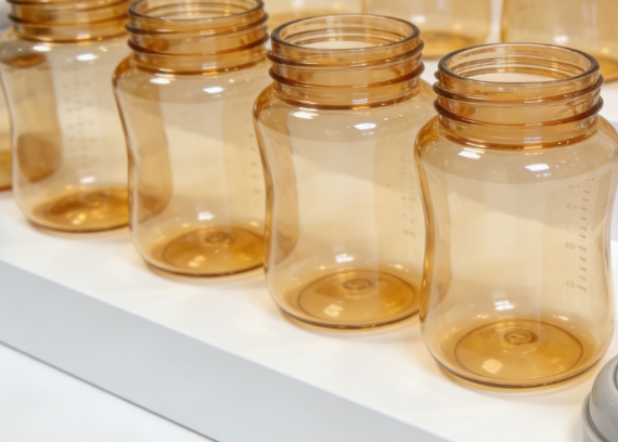 注塑模具首選鴻仁威爾