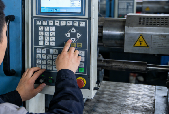 注塑模具首選鴻仁威爾