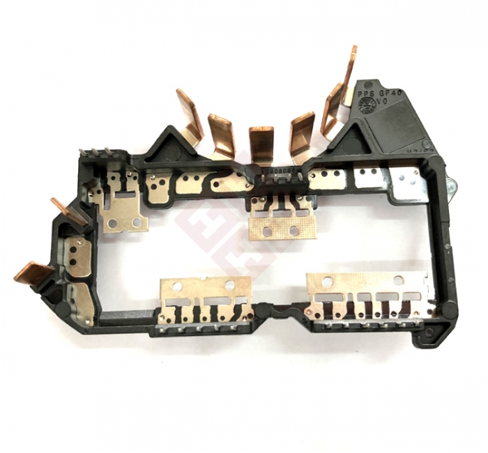 汽車(chē)配件金屬包膠注塑模具