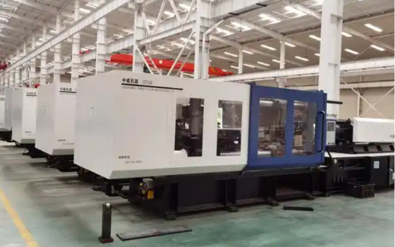 Injection molding process and principle