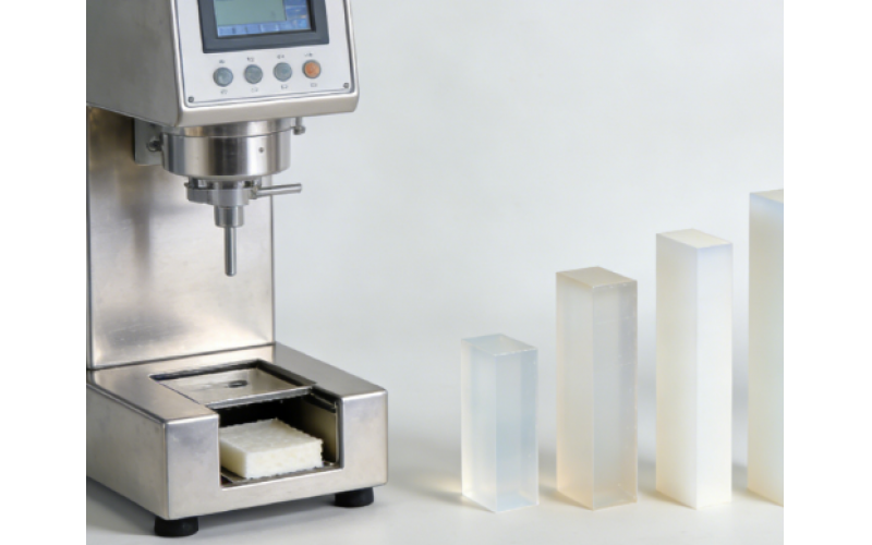 注塑加工的保壓壓力怎么調