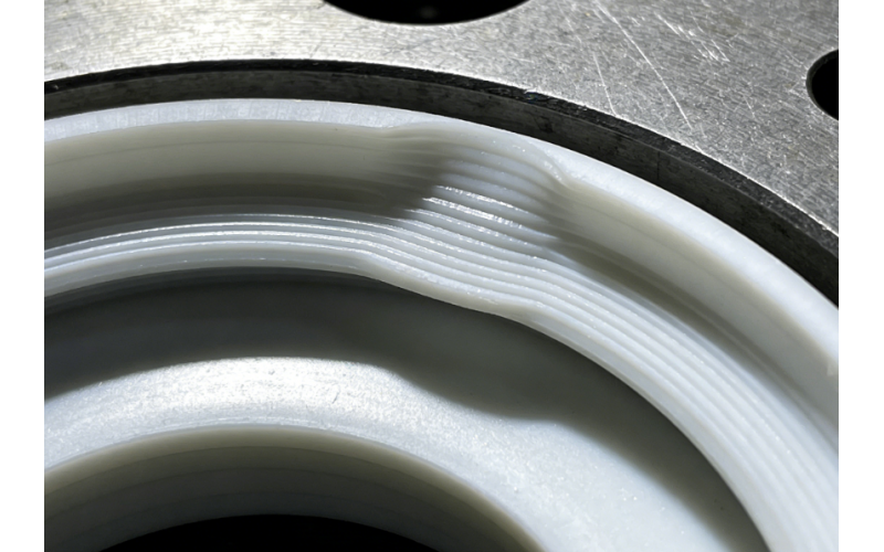 PTFE 注塑成型難點(diǎn)及解決方案